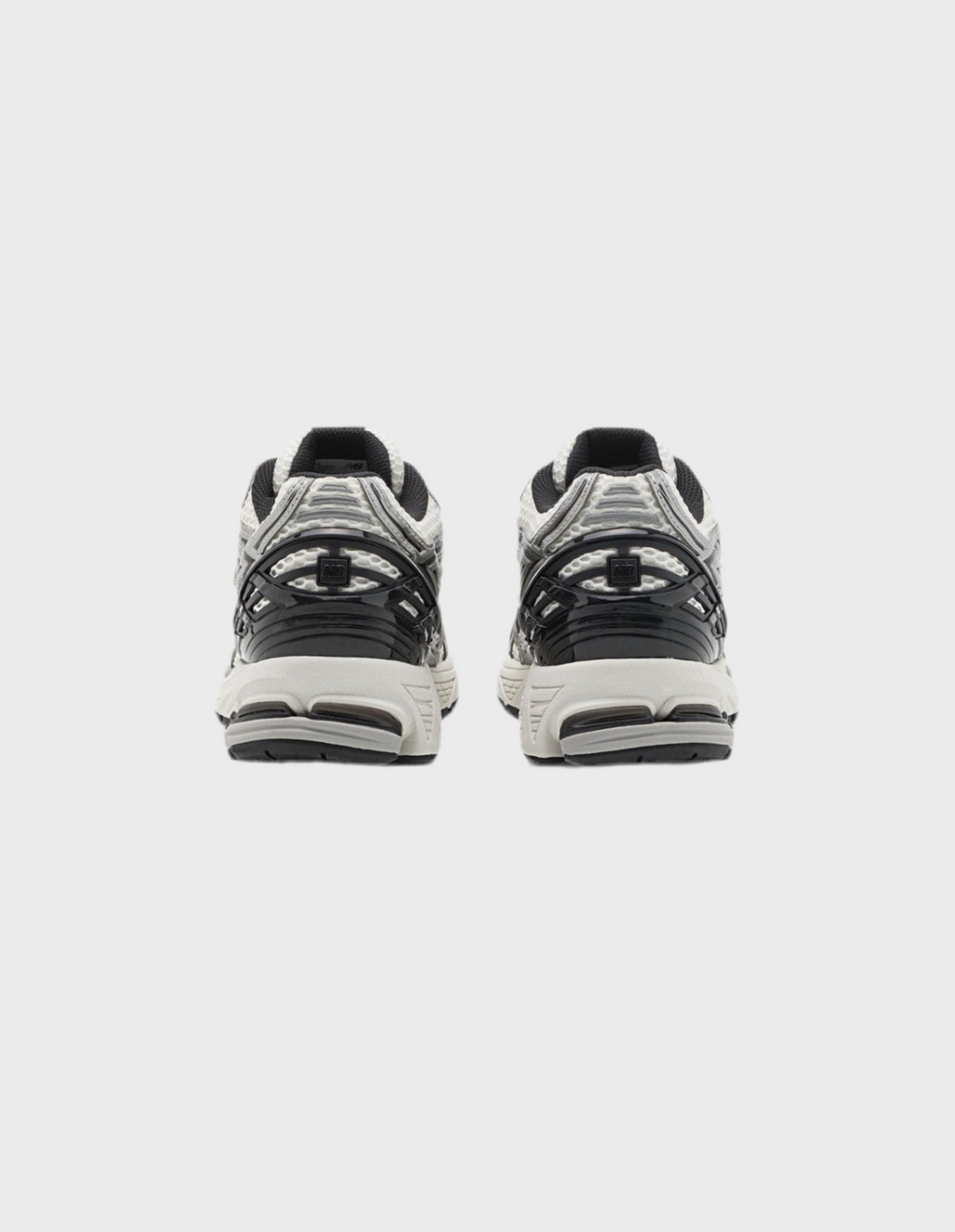 New Balance 2002R